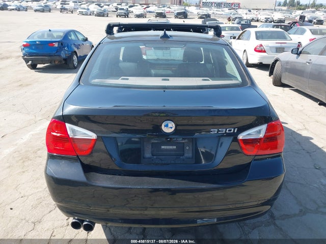2006 BMW 330I 照片 16