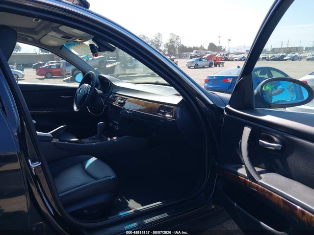 2006 BMW 330I 照片 5