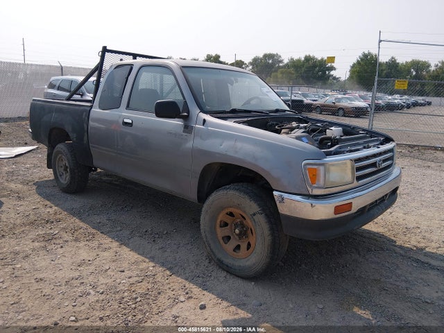 1996 TOYOTA T100 XTRACAB