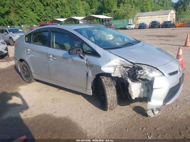 2013 TOYOTA PRIUS THREE
