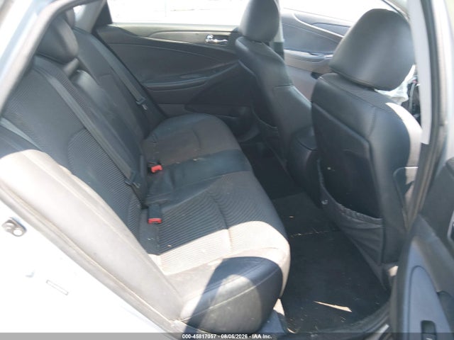 صورة 8 لـ 2011 Hyundai SONATA SE