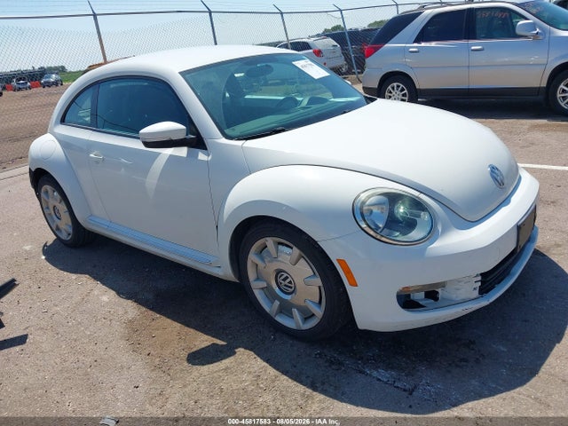 2012 Volkswagen BEETLE 2.5L 照片 1