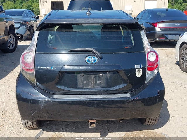 صورة 17 لـ 2012 Toyota PRIUS C THREE