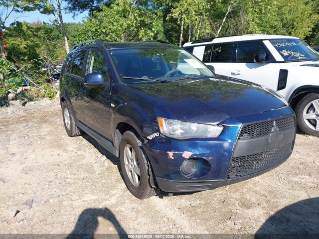 2013 MITSUBISHI OUTLANDER SE