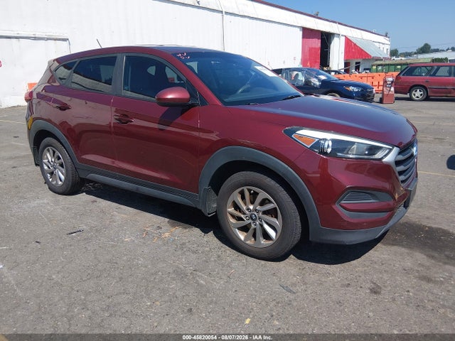 2017 HYUNDAI TUCSON SE