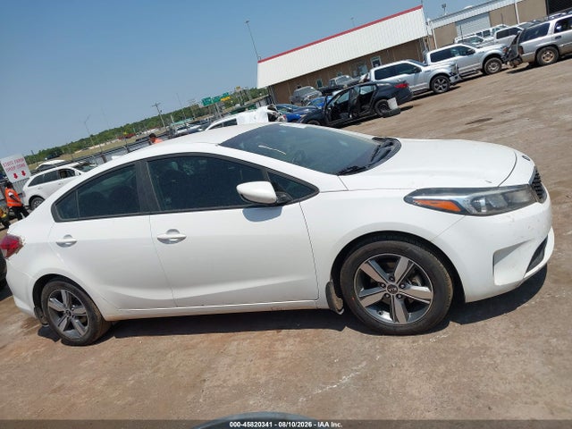 صورة 13 لـ 2018 KIA FORTE S
