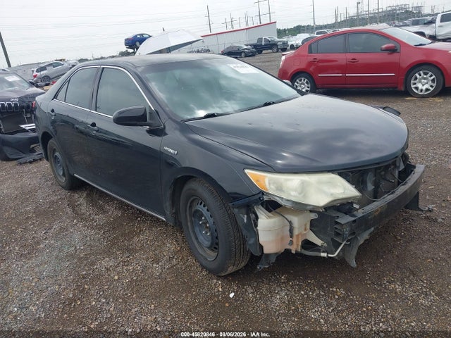 2013 TOYOTA CAMRY LE
