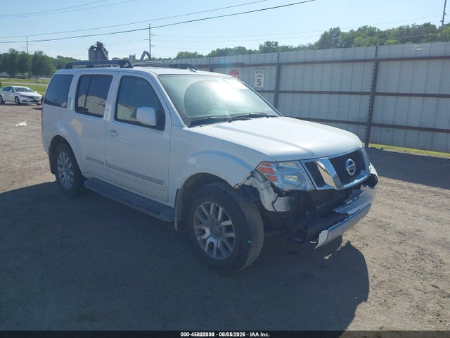 2012 NISSAN PATHFINDE LE