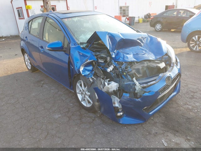 2016 TOYOTA PRIUS FOUR