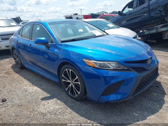 2018 TOYOTA CAMRY SE