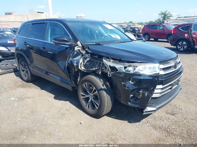2019 TOYOTA HIGHLANDE LE