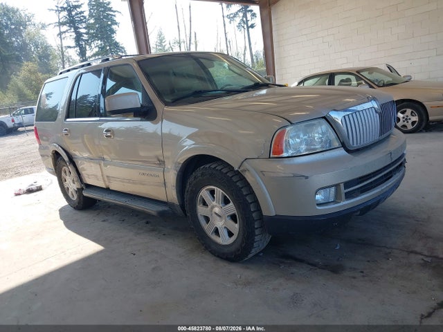 2005 LINCOLN NAVIGATOR 