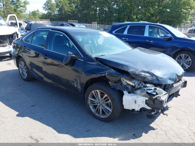 2017 TOYOTA CAMRY SE