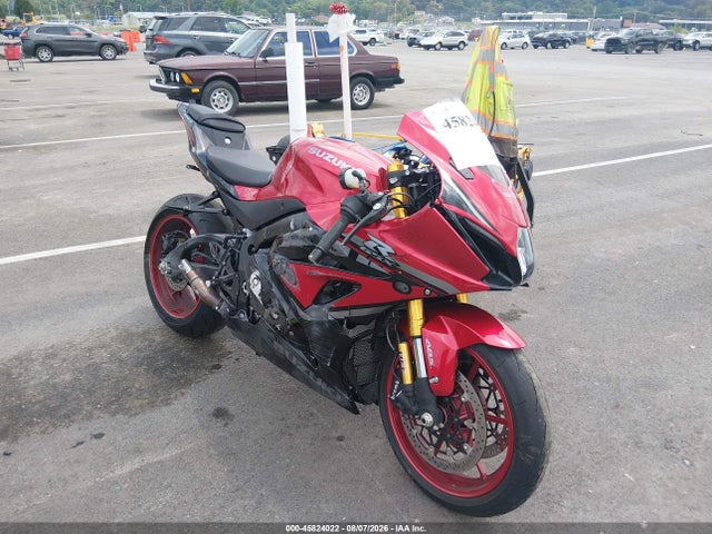2025 SUZUKI GSX R