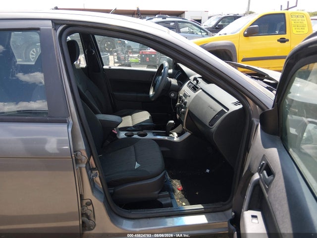 صورة 5 لـ 2009 FORD FOCUS SE