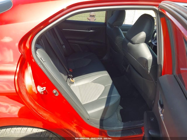 2019 TOYOTA CAMRY SE 8
