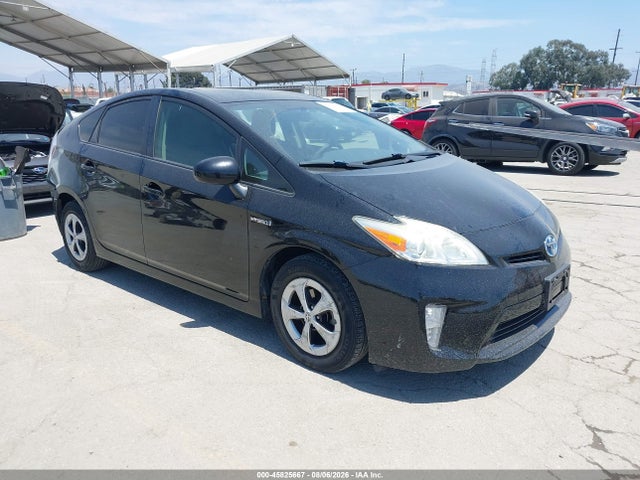 2014 TOYOTA PRIUS THREE