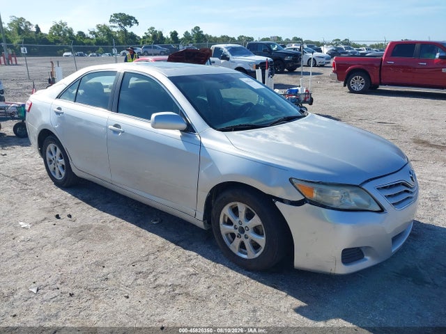 2011 TOYOTA CAMRY LE
