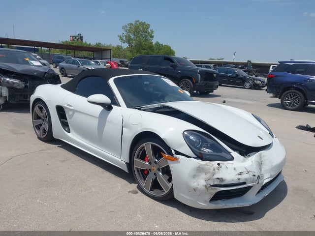 2025 Porsche 718 Boxster S
