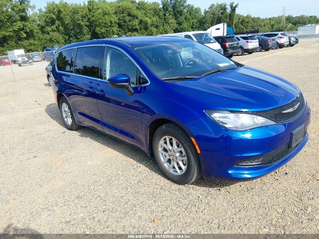 2021 CHRYSLER VOYAGER LX