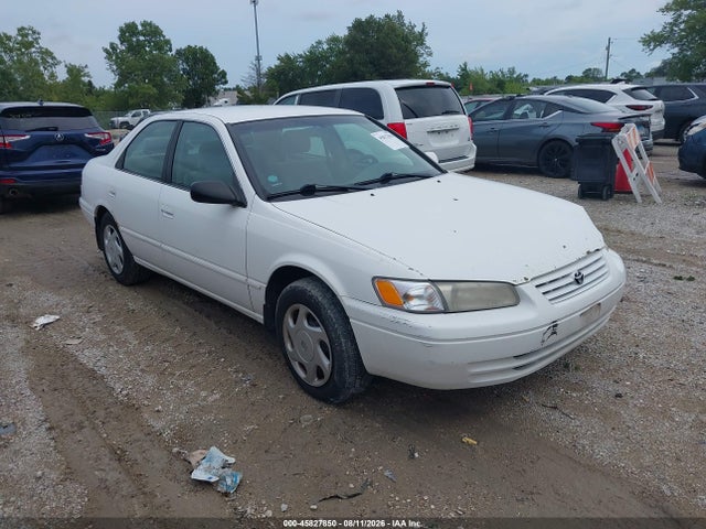 1997 TOYOTA CAMRY LE V6
