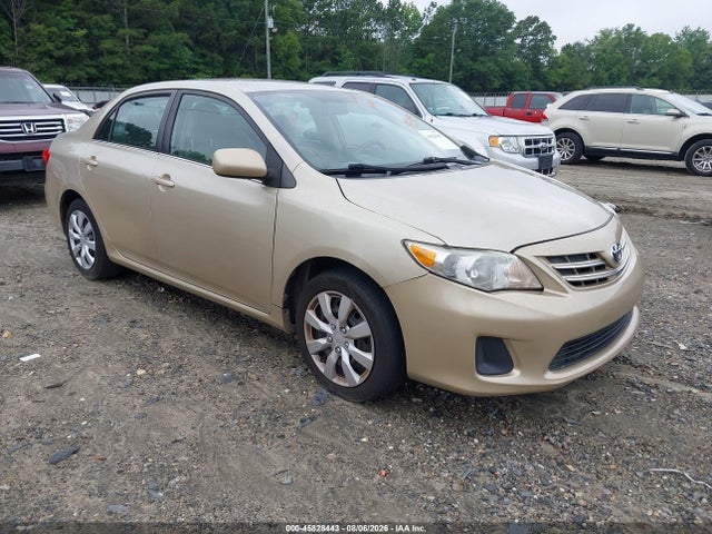 2013 TOYOTA COROLLA LE