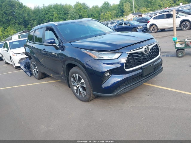 2026 TOYOTA HIGHLANDE HYBRID XLE