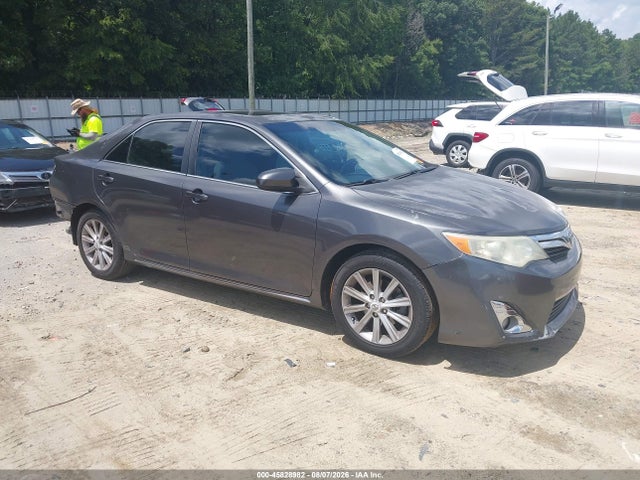 2013 TOYOTA CAMRY XLE