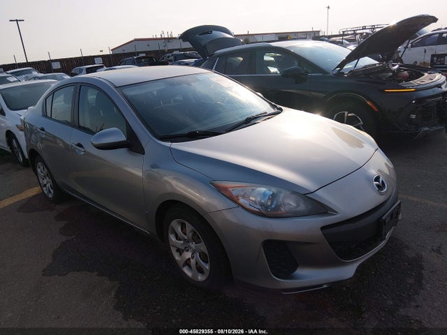 2013 MAZDA MAZDA3 I SPORT