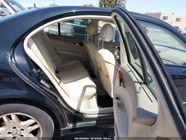 صورة 8 لـ 2006 Mercedes-BENZ E 350