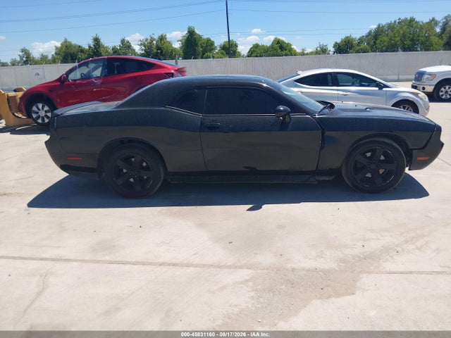 صورة 13 لـ 2014 Dodge CHALLENGER SXT