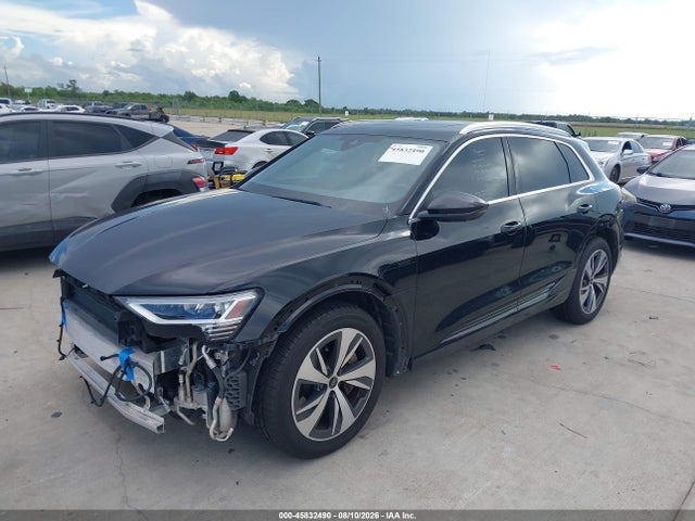 2024 AUDI Q8 E-TRON PREMIUM PLUS QUATTRO 2