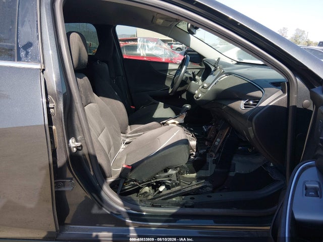 2017 CHEVROLET MALIBU 1LT 5