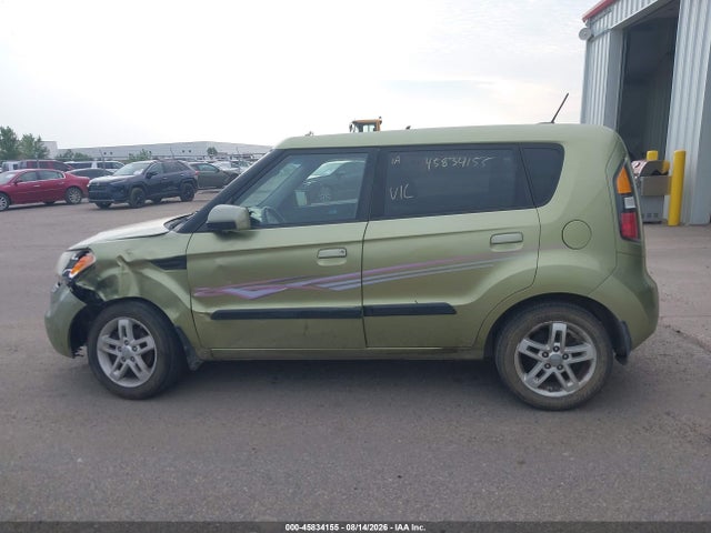 2010 KIA SOUL + 照片 13