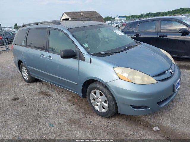 2006 TOYOTA SIENNA LE