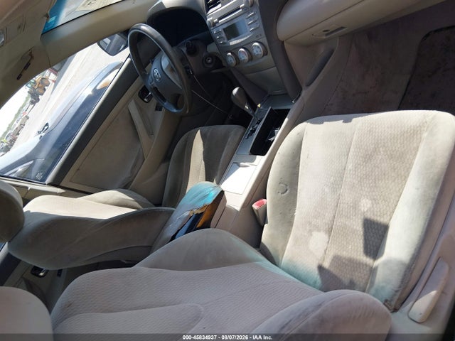 صورة 5 لـ 2011 Toyota CAMRY LE