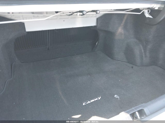2017 TOYOTA CAMRY LE 12