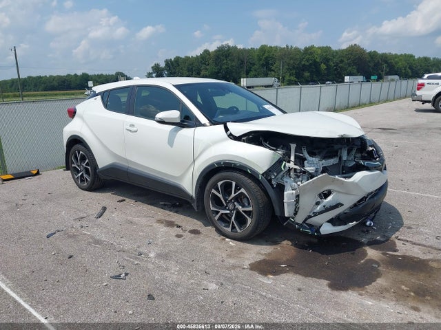 2021 TOYOTA C-HR XLE