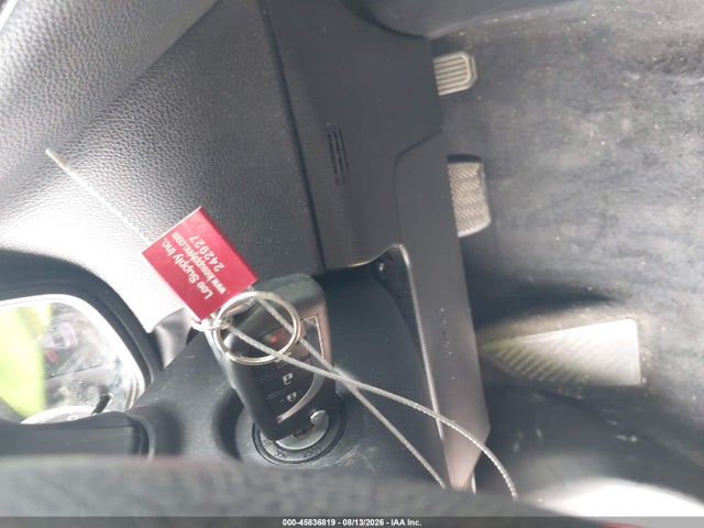 صورة 11 لـ 2021 Toyota COROLLA LE