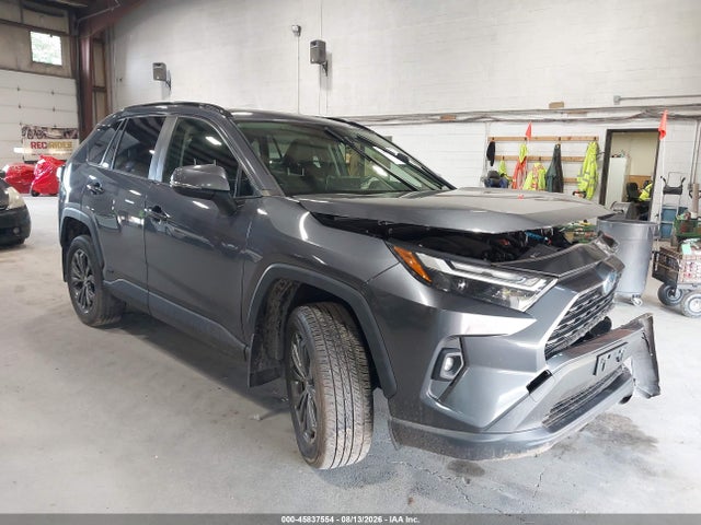 2022 TOYOTA RAV4 XLE PREMIUM