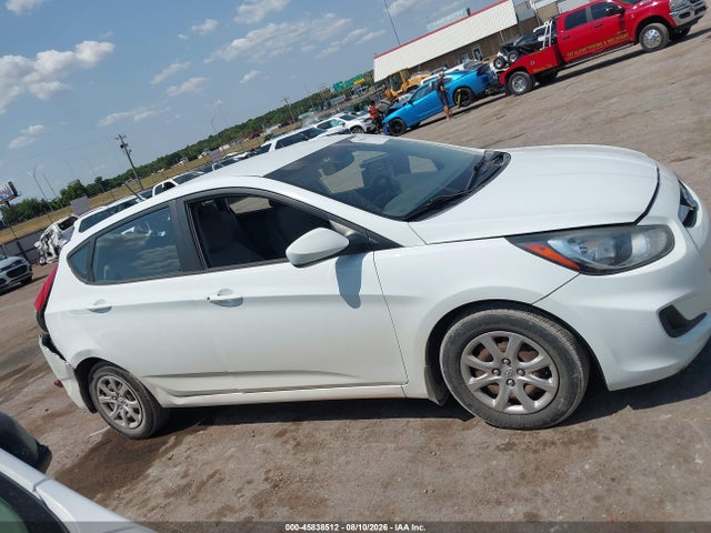 2013 Hyundai ACCENT GS — фото 13