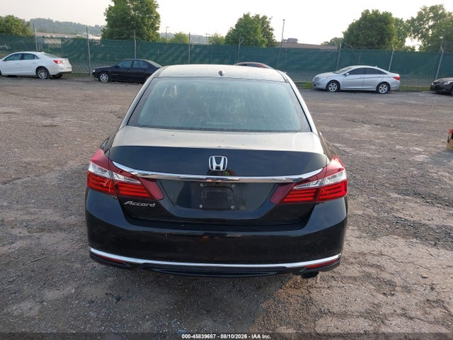2017 Honda ACCORD EX-L — фото 16