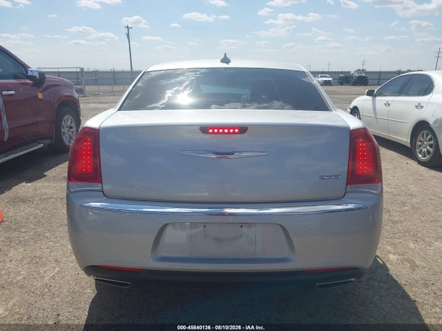 2020 CHRYSLER 300 TOURING 17
