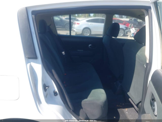 صورة 8 لـ 2012 Nissan VERSA 1.8 S