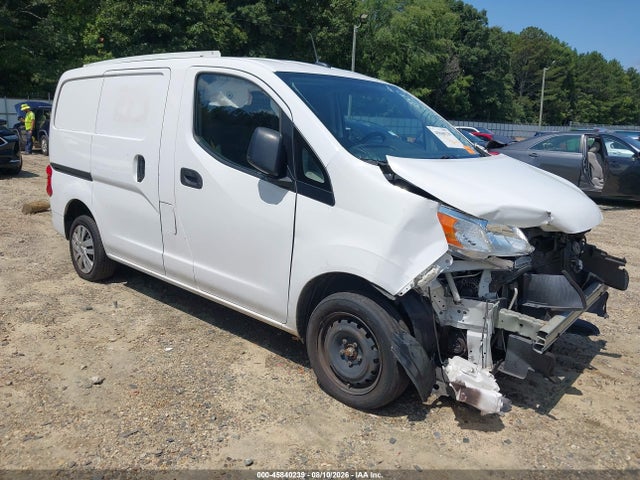 2019 NISSAN NV SV