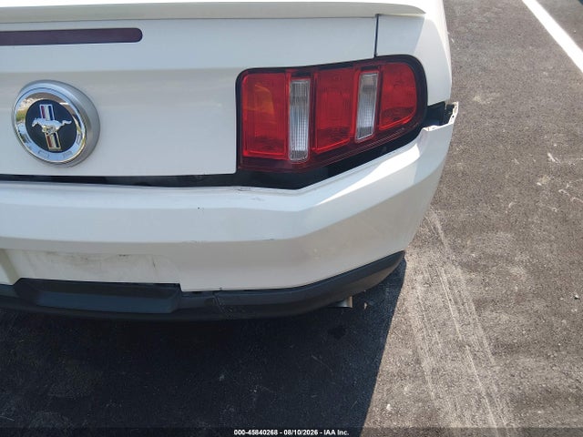 صورة 6 لـ 2011 FORD MUSTANG V6 PREMIUM