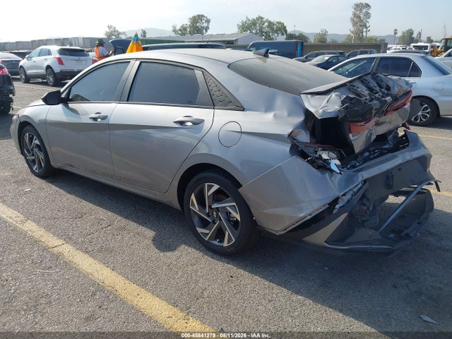 صورة 3 لـ 2025 Hyundai ELANTRA SEL SPORT