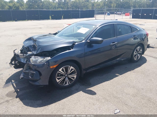2017 Honda CIVIC EX-T — фото 2