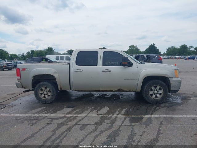 صورة 12 لـ 2007 GMC SIERRA 1500 SLT