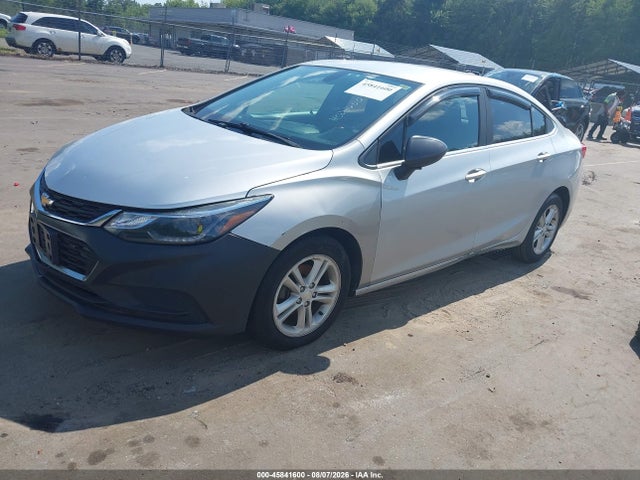 صورة 2 لـ 2017 Chevrolet CRUZE LT AUTO